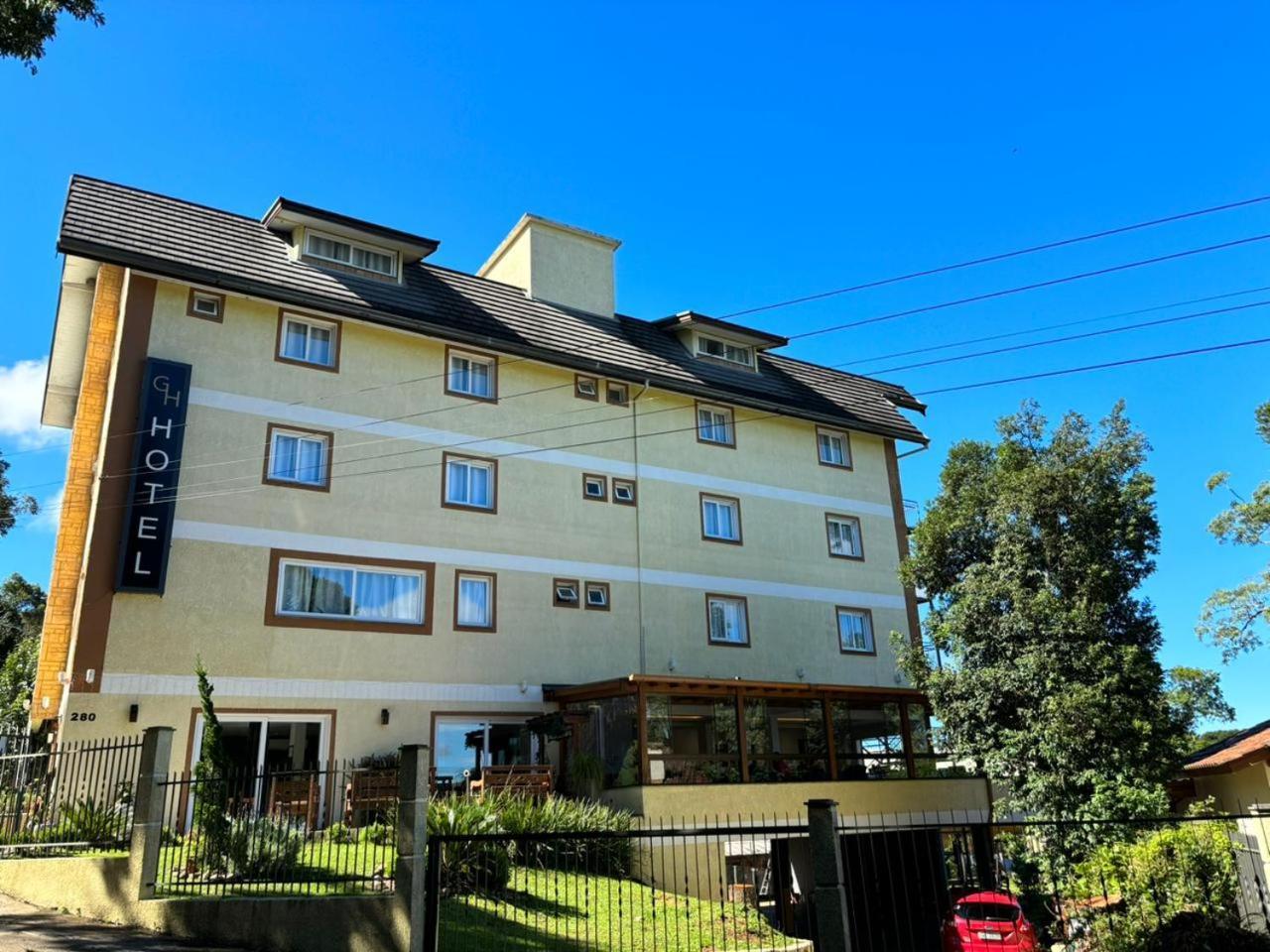 Hotel Golden Hills كانيلا المظهر الخارجي الصورة