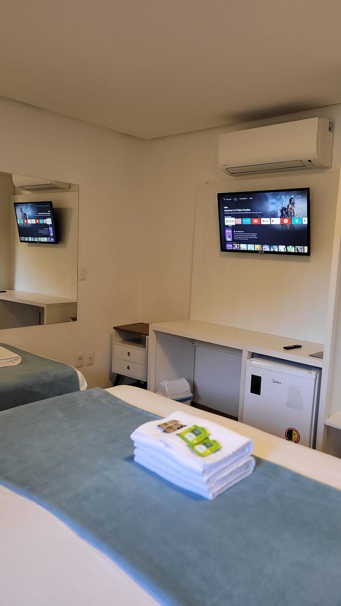 Hotel Golden Hills كانيلا المظهر الخارجي الصورة