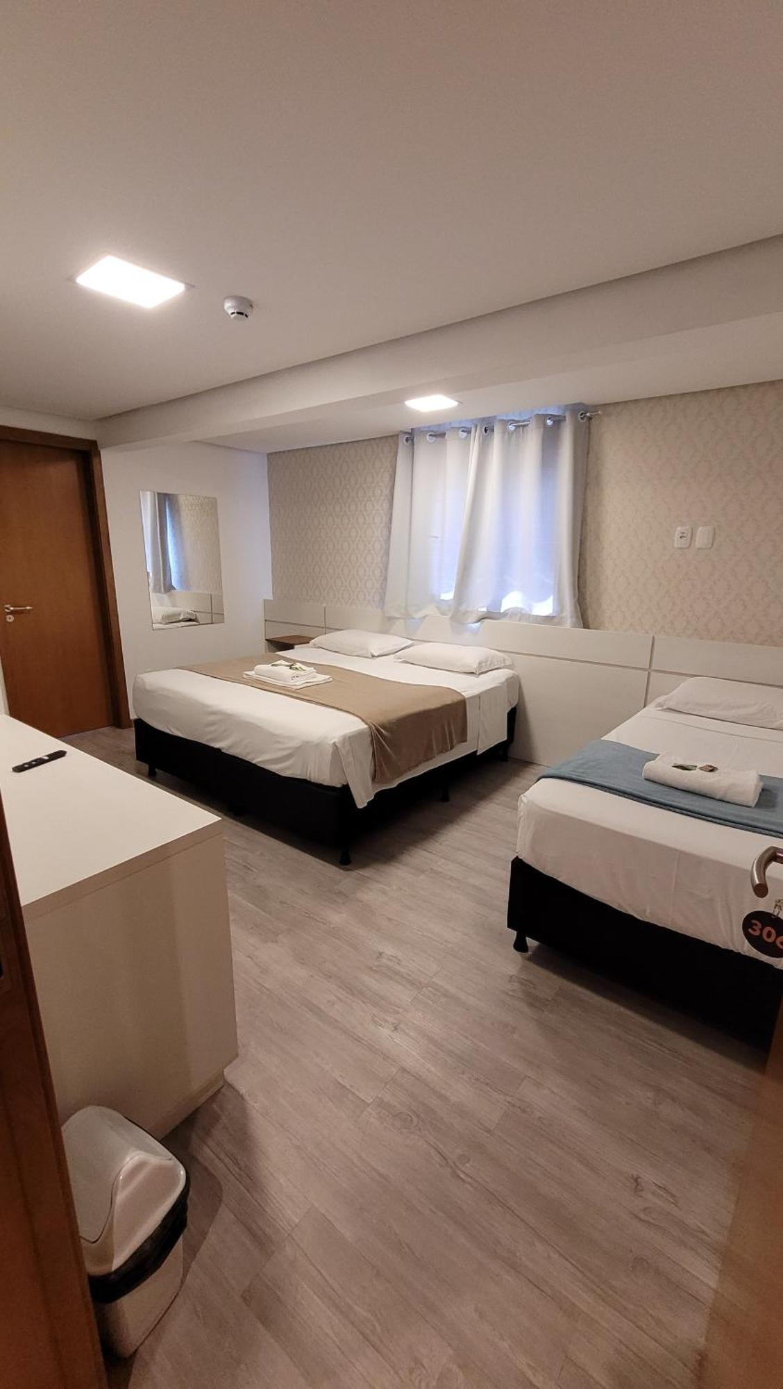 Hotel Golden Hills كانيلا المظهر الخارجي الصورة