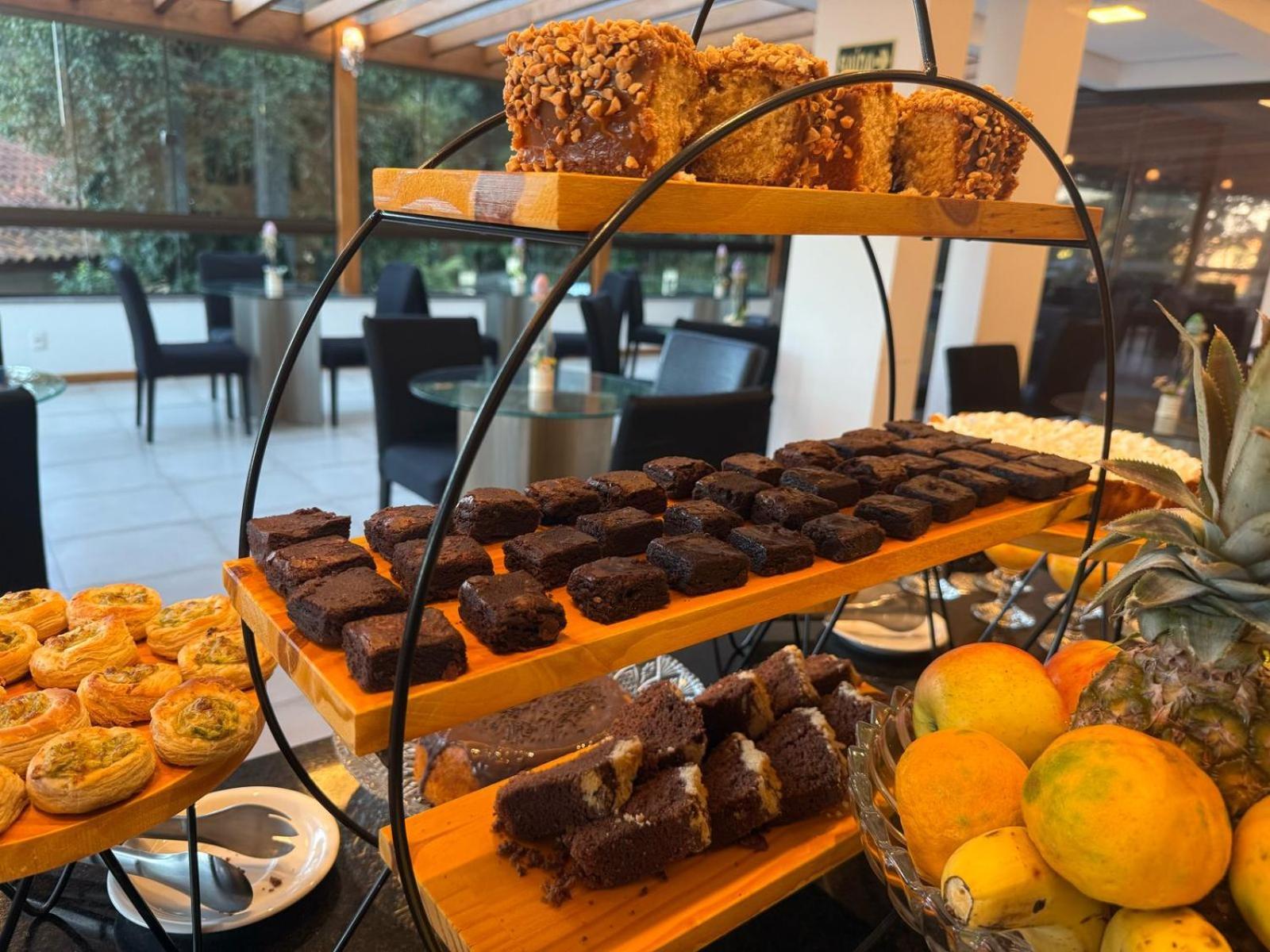 Hotel Golden Hills كانيلا المظهر الخارجي الصورة