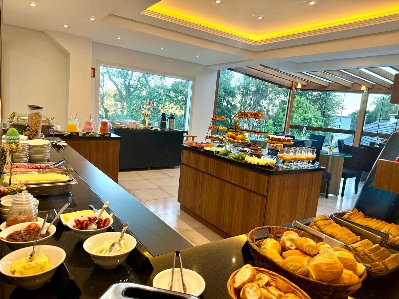 Hotel Golden Hills كانيلا المظهر الخارجي الصورة